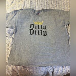 Dilly Dilly Bud Light T-Shirt 2XL 2017